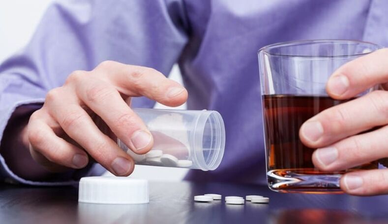 Antibiotics and alcohol are incompatible!